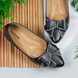 Bamby Black Flat shoe for women