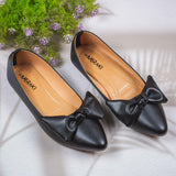 Freya Black Flat shoe for women