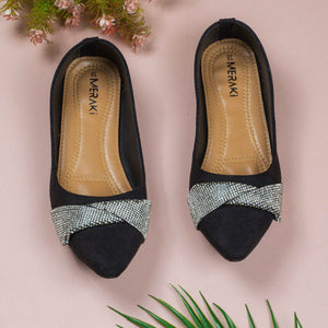 Zoharr Black Flat shoe for women