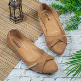 Anandhi Brown Flat shoe for women