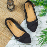 Anandhi Black Flat Shoe for women