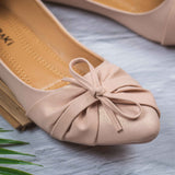 Palmina Cream Flat shoe for women